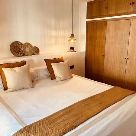 Casa Gina Old Town Center 4 Bedrooms Marbella