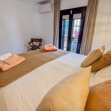 Casa Gina Old Town Center 4 Bedrooms *