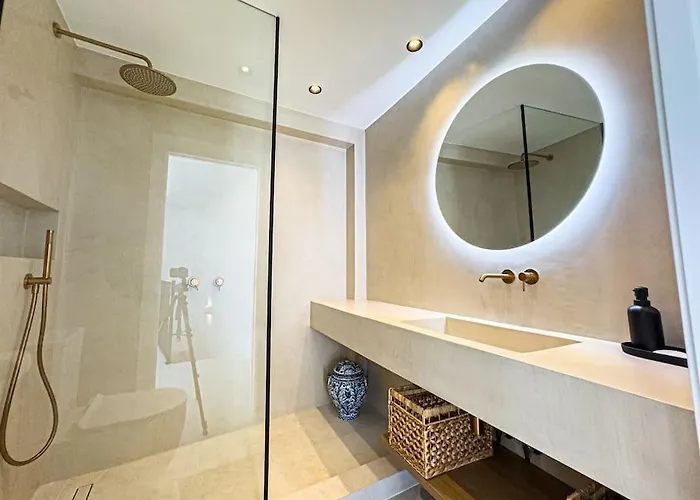 بيت للعطل Casa Gina Old Town Center 4 Bedrooms *