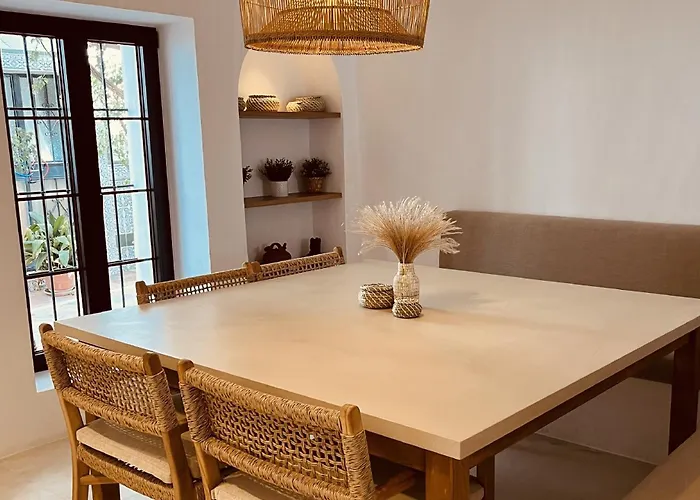 Casa Gina Old Town Center 4 Bedrooms ماربيا